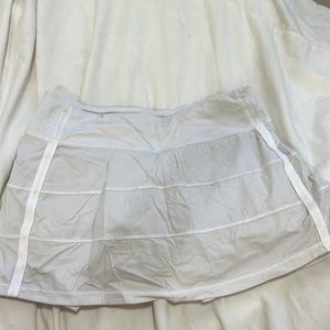 White lululemon tennis skirt